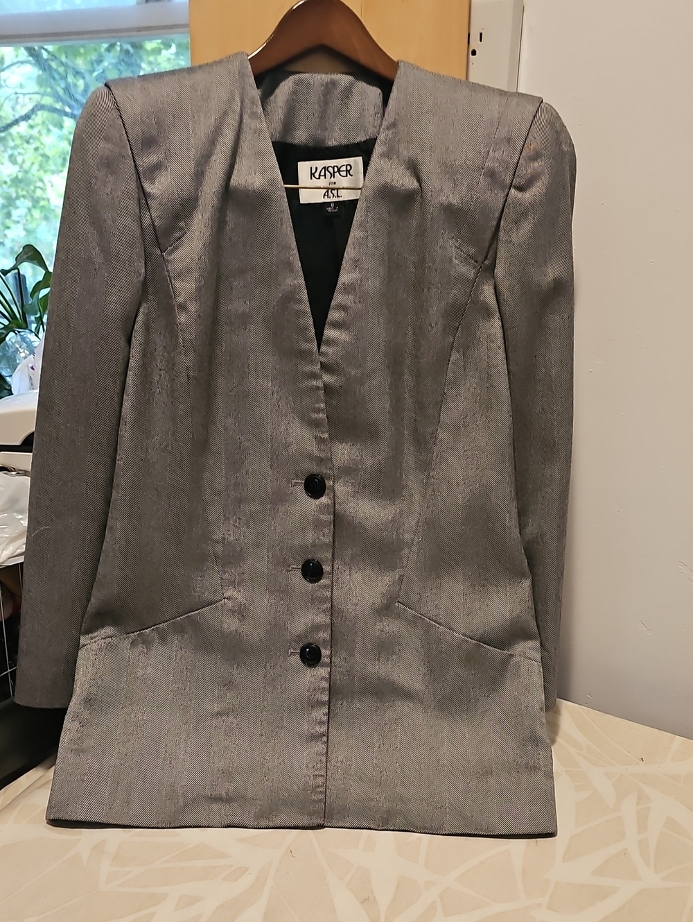 Kasper Silver-Gray V-Neck Tailored Blazer